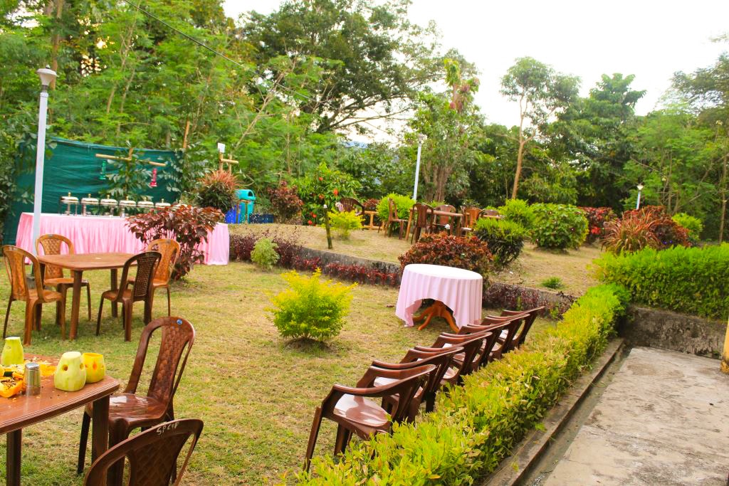 Garden at Turtle Resort Kalipur, Diglipur Garden at Turtle Resort Kalipur, Diglipur