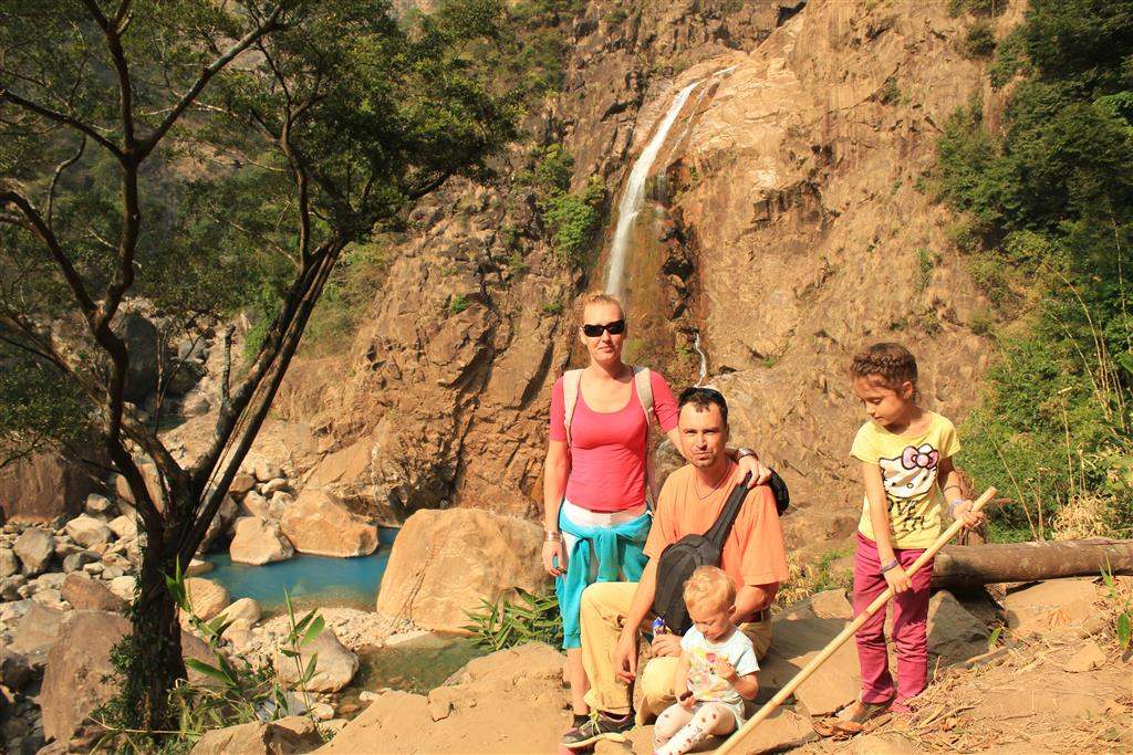 EagleFlyFree team at Rainbow Falls :)