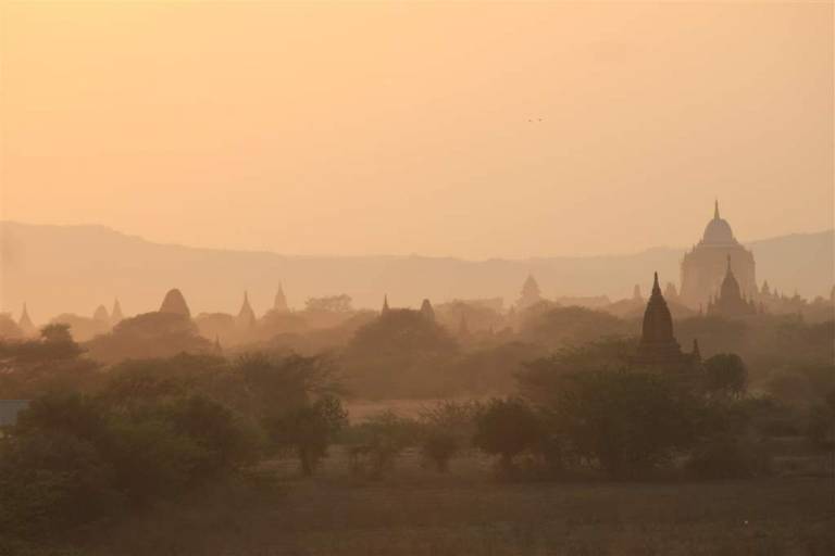 Bagan, Myanmarsko, Barma